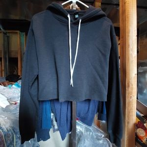 Cropped hoodie